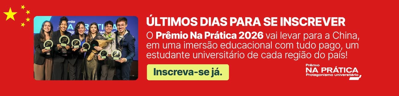 Banner em vermelho e amarelo oferecendo uma viagem à China com tudo pago para os vencedores do Prêmio Protagonismo Universitário 2026 e dizendo que estamos nos últimos dias para se inscrever.